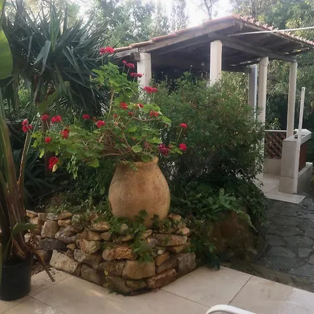 Beachfront Rooftop House Casa vacanze Le Pradet